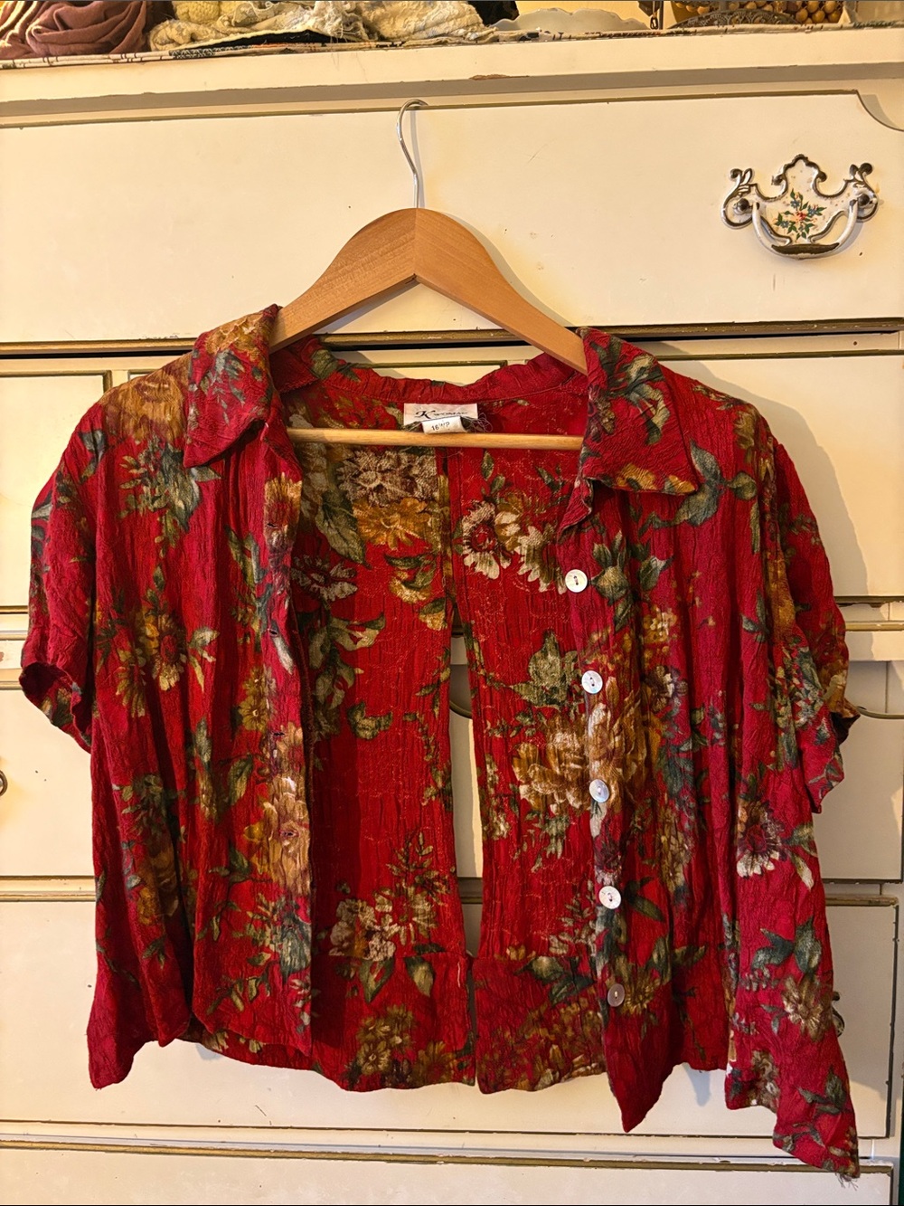 Vintage Red Floral Button-Front Women's Top